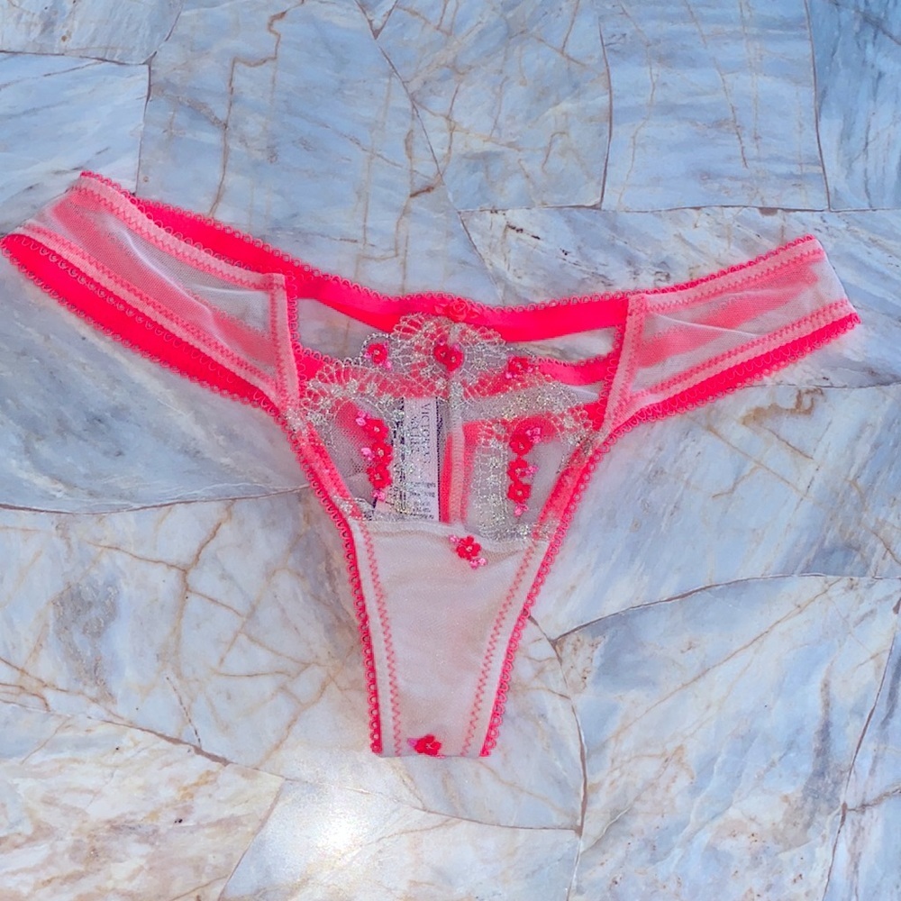 New VS DREAM ANGELS Sweetheart Strappy‎ Thong Panty Small